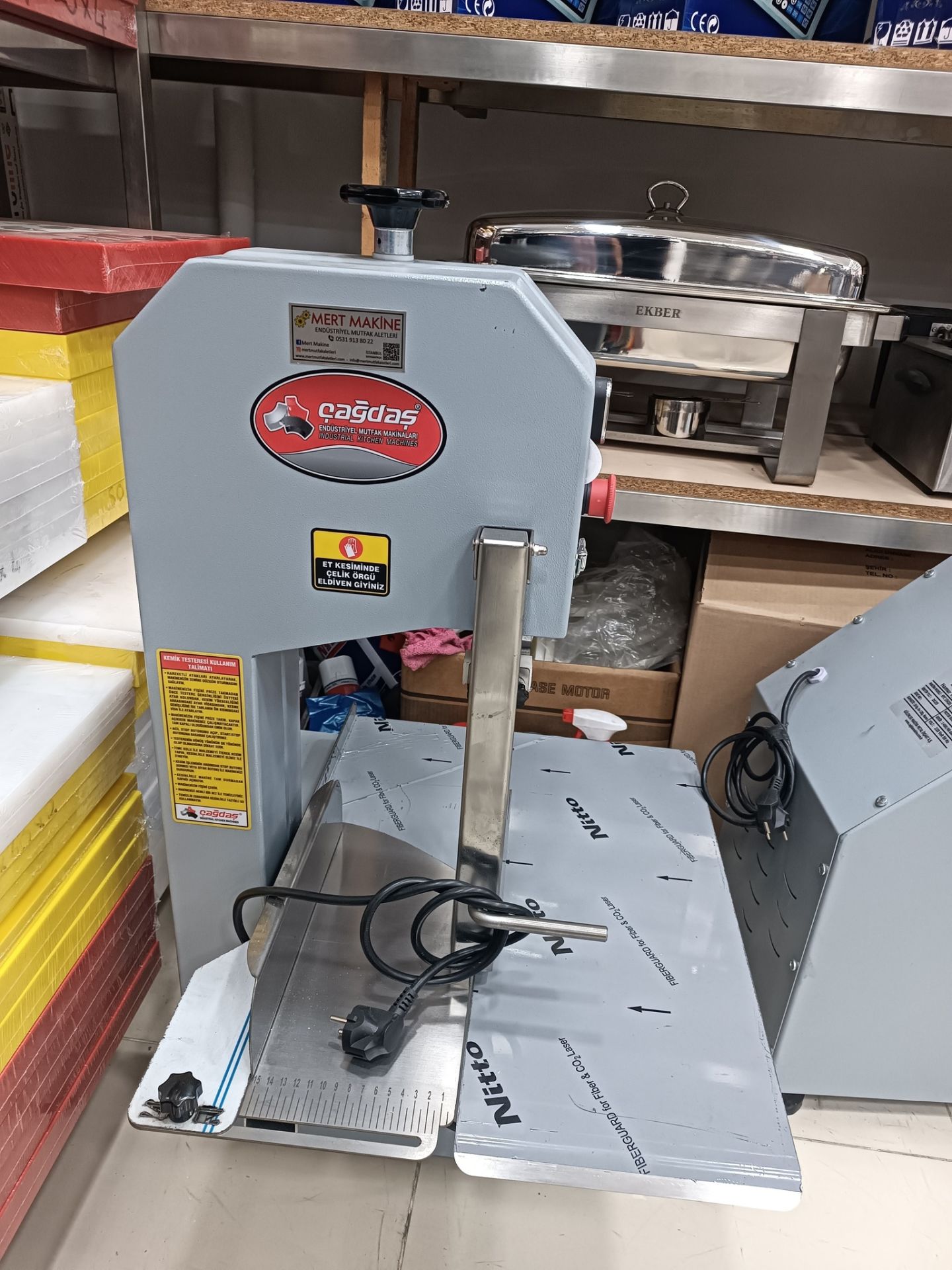 Çağdaş Et Kemik Testeresi  geniş tepsi Paslanmaz Tezgah 1.5 Hp