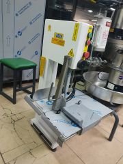 HNC MARKA 1.5 KW 2 HP GENİŞ TEPSİ ÖZEL MODEL ET KEMİK KESME TESTERESİ 5 Adet şerit hediyeli